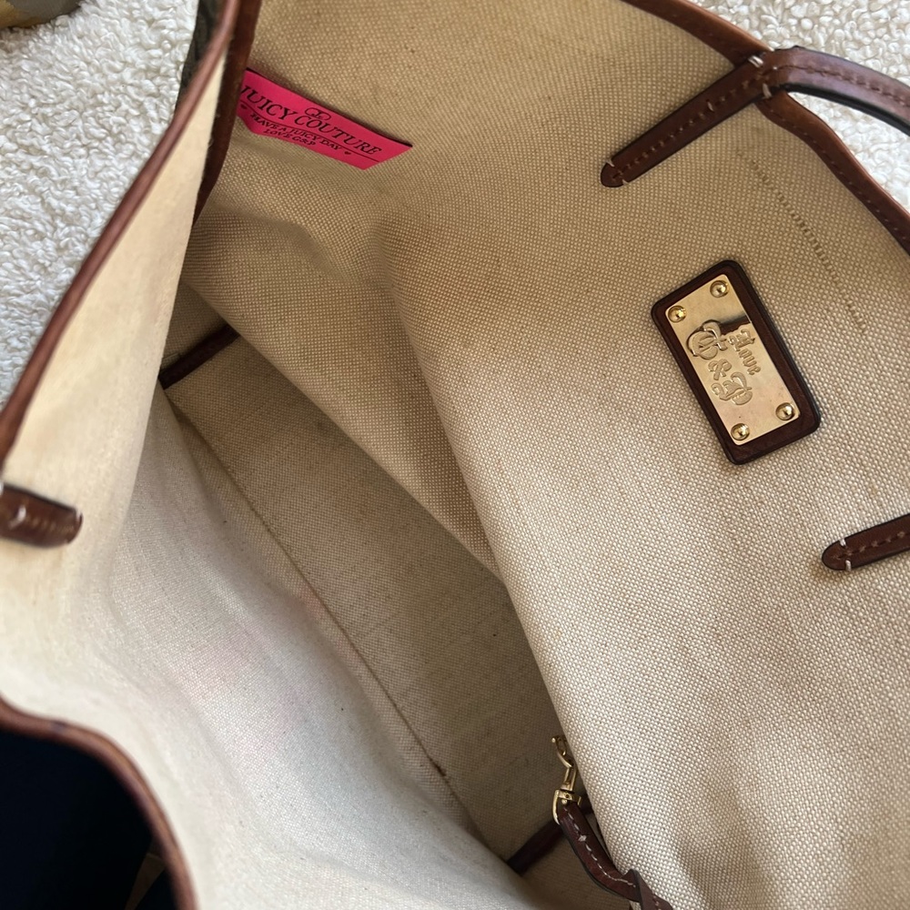 Juicy Couture Brown Monogram Stripe Tote - 17in x 14in x 6in - Picture 7 of 12